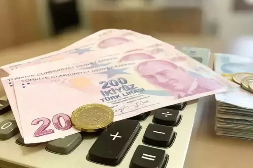 145 Bin TL Taşıt Kredisi Çeksem Ne Kadar Öderim? Ziraat, Vakıfbank, Halkbank ve Garanti Mayıs 2025 Taksit Tabloları
